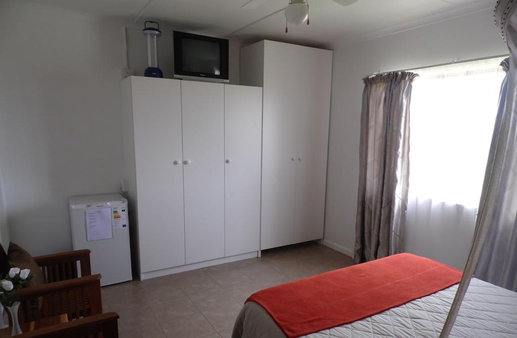 The Hexagon Wildlife Conservation Hotel Uitenhage Phòng bức ảnh