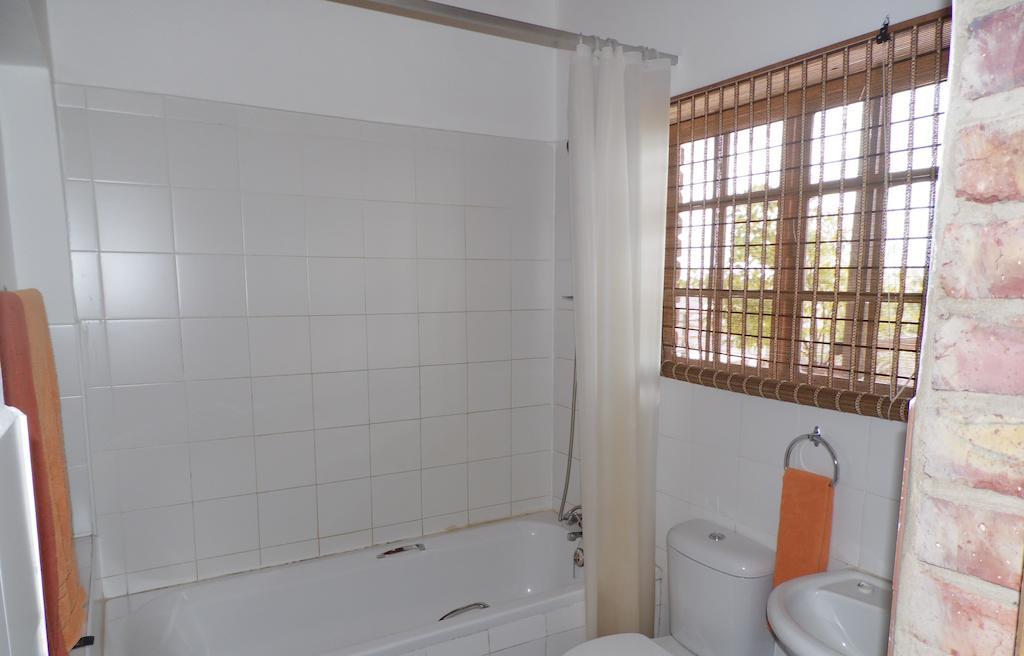 The Hexagon Wildlife Conservation Hotel Uitenhage Phòng bức ảnh